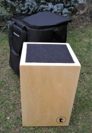 Cajon s obalem